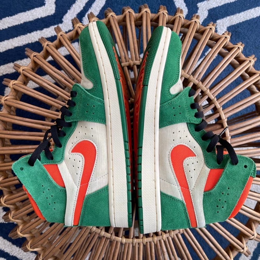 Nike Womens Air Jordan 1 Zoom CMFT 2